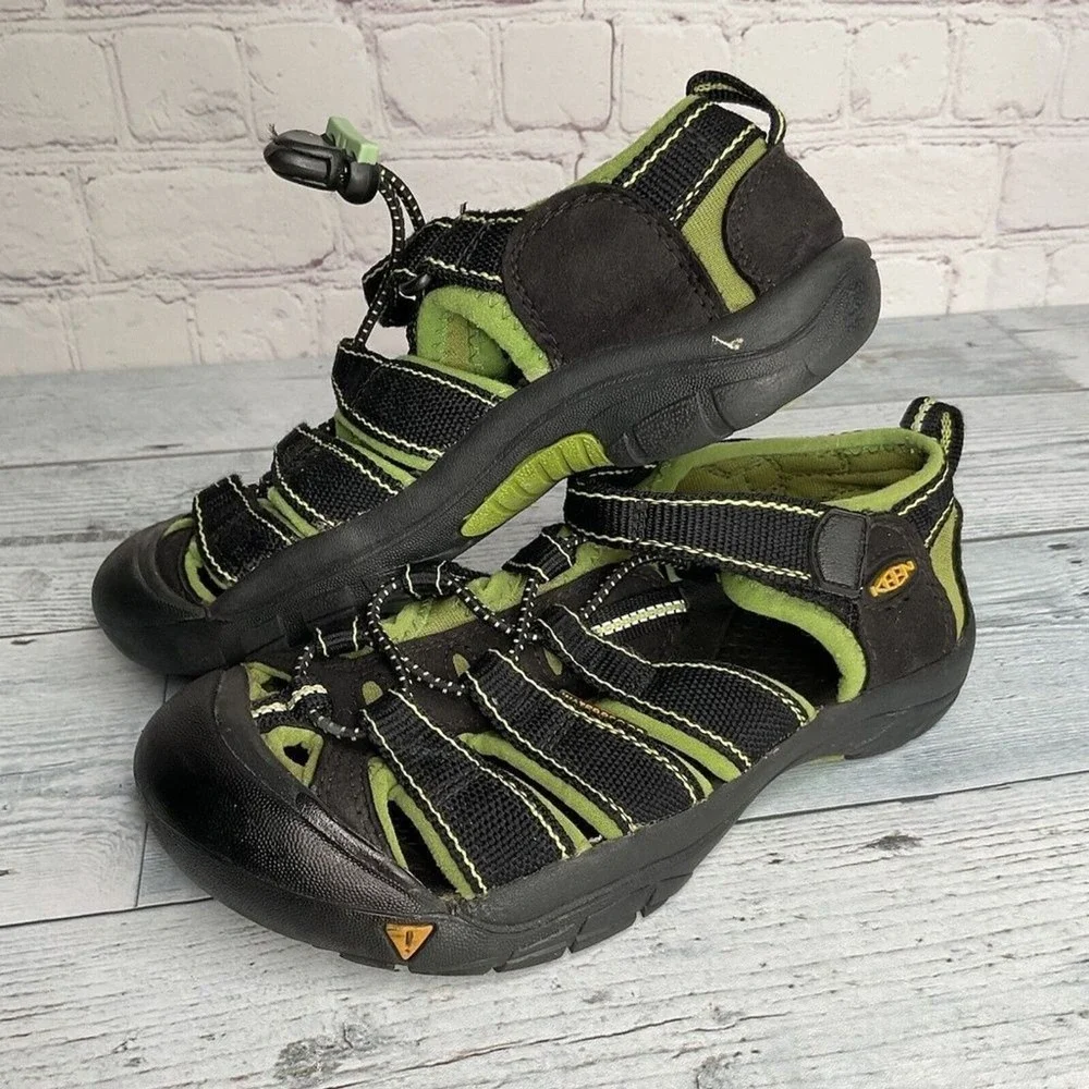Keen Newport H2 Unisex Kids Green/Black‎ Waterproof Hiking Sandals Size Youth 2